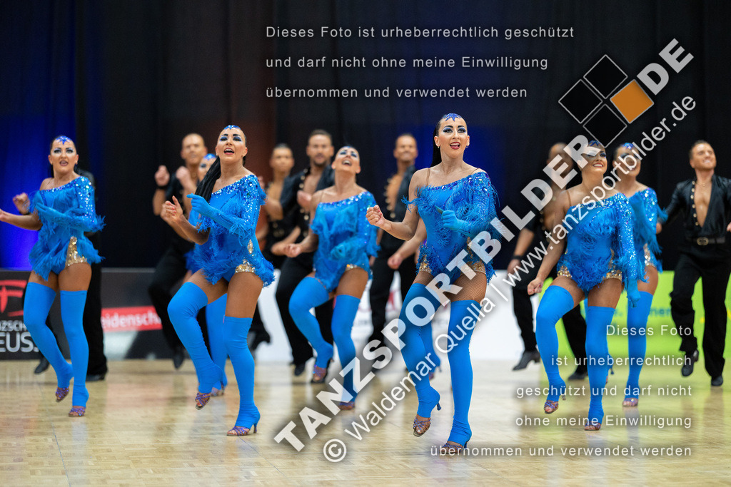 20230513-04795 | Hier finden Sie Tanz Bilder vom Latein und Standard Formationen tanzen. Sportbilder vom Tanzsport. Schöne Fotos und von Weltmeisterschaft, Europameisterschaft, Bundesliga, Regionalliga, Oberliga und Landesliga sowie von GOC Stuttgart, DanceComp, WM Bremen