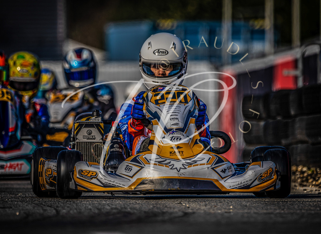 51F73428-A7AD-4850-9916-FC047686BBFF | traudl_s_fotos