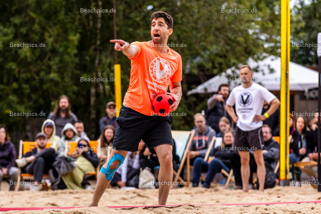 2025-200084264-Strandvölkerball-WM |  24.08.2025; Berlin Foto: Gerold Rebsch - www.beachpics.de