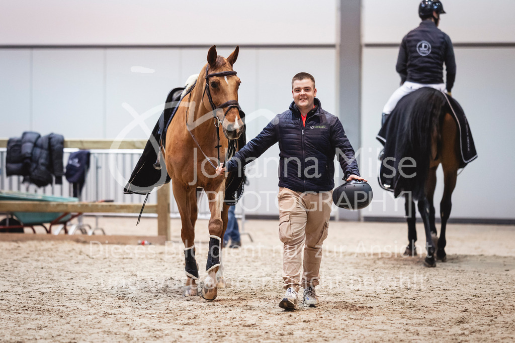240119_Leipzig_Impressionen-514 | Deine schönsten Turniermomente als professionelle Fotos! Entdecke hochwertige Pferdesport-Fotografie im Online-Shop. Jetzt Fotos finden & bestellen!