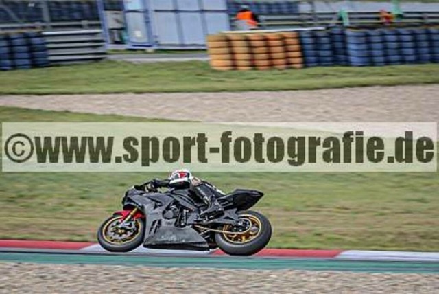 spof1405 | Professionelle Fotos von Sportveranstaltungen, aber auch Hochzeiten und anderen Events. - Realisiert mit Pictrs.com