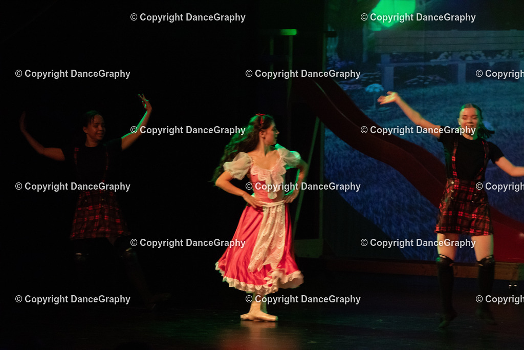 GPHY2040 | DanceGraphy - Realisiert mit Pictrs.com