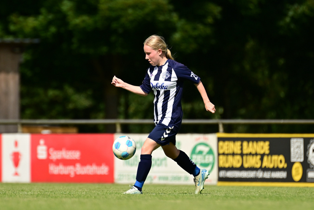Fußball I Frauen I Saison 2025-2026 I Bezirksliga I 1. Spieltag I Buchholzer FC - BSV Union Bevensen | Der Sportfotograf. - Realisiert mit Pictrs.com