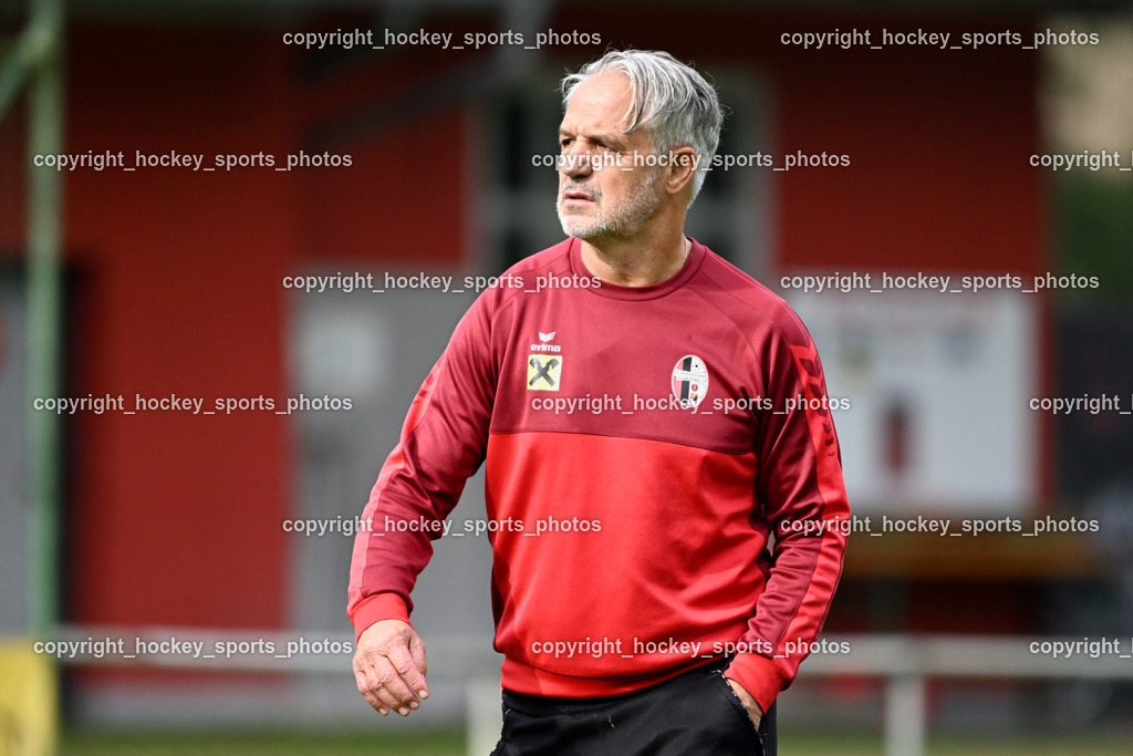 SV Rothenthurn vs. FC Union Sillian | Headcoach FC Union Sillian Markus Hanser, SV Rothenthurn vs. FC Union Sillian, SV Rothenthurn vs. FC Union Sillian am 28.09.2025 in Rothenthurn (Sportplatz Rothenthurn), Austria, (Photo by Bernd Stefan)