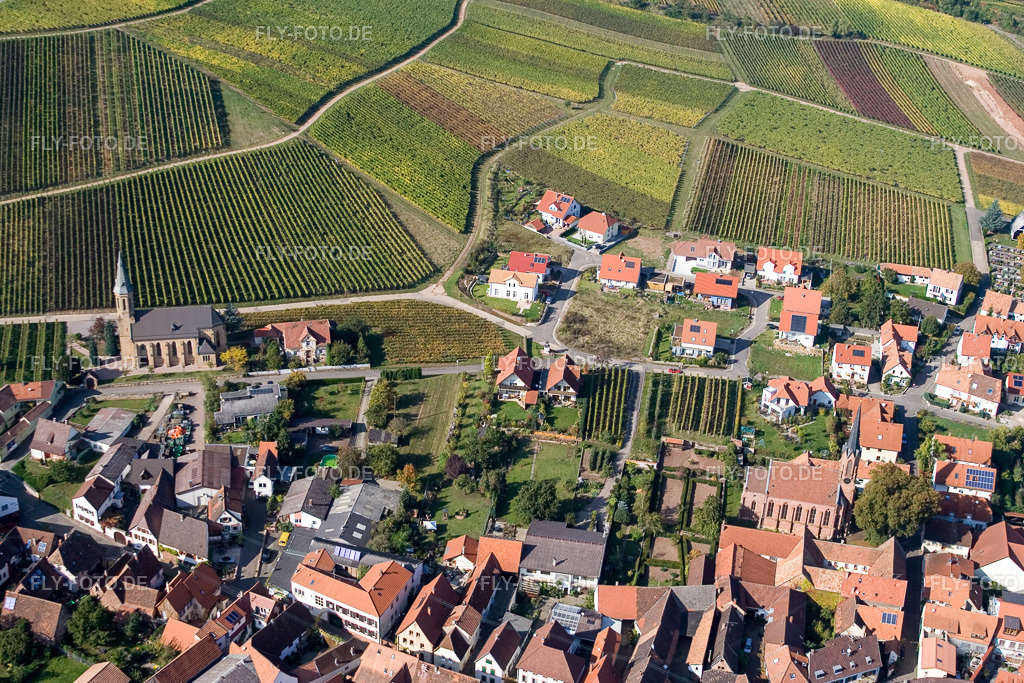 Dorf - Ansicht von Birkweiler | Luftbild: Dorf - Ansicht von Birkweiler in Birkweiler im Bundesland Rheinland-Pfalz in Deutschland. Foto: IMG_8386.jpg vom 06.10.2007 durch Werner Riehm/FLY-FOTO.de - Realisiert mit Pictrs.com