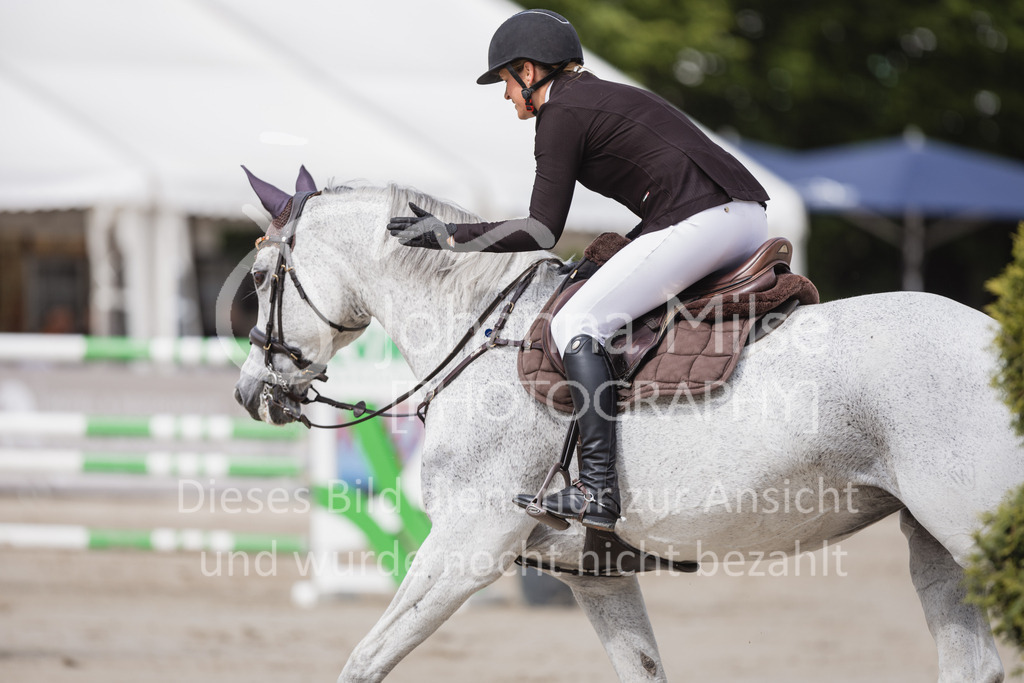 230520_MayDays_S1-Spr_Amateure-718 | Deine schönsten Turniermomente als professionelle Fotos! Entdecke hochwertige Pferdesport-Fotografie im Online-Shop. Jetzt Fotos finden & bestellen!