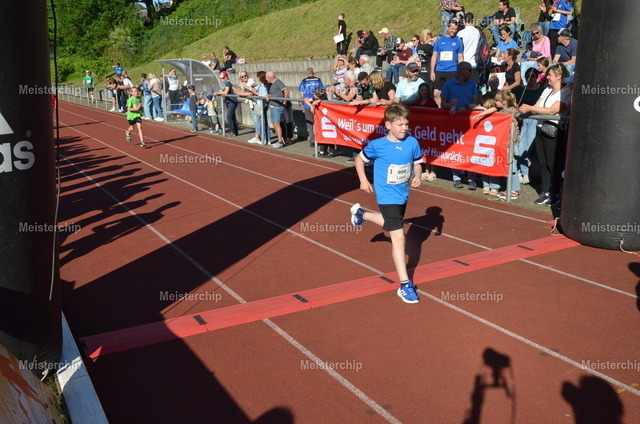 18-13-35_ | Meisterchip Fotoshop - Realisiert mit Pictrs.com