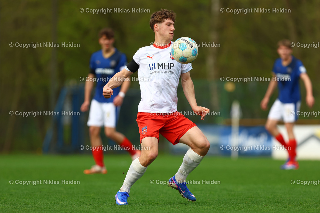 NH_HolsteinKielU19_1FCHeidenheimU19_DFBNachwuchsliga_18042026 | #11 Yannik Wagner (1. FC Heidenheim U19)Fußball I Herren I U19 DFB-Nachwuchsliga Hauptrunde Liga A, Gruppe B I Saison 2025-2026 I 9. Spieltag I Holstein Kiel U19 - 1. FC Heidenheim U19 I 18.04..2026 I Citti-Fußball-Park