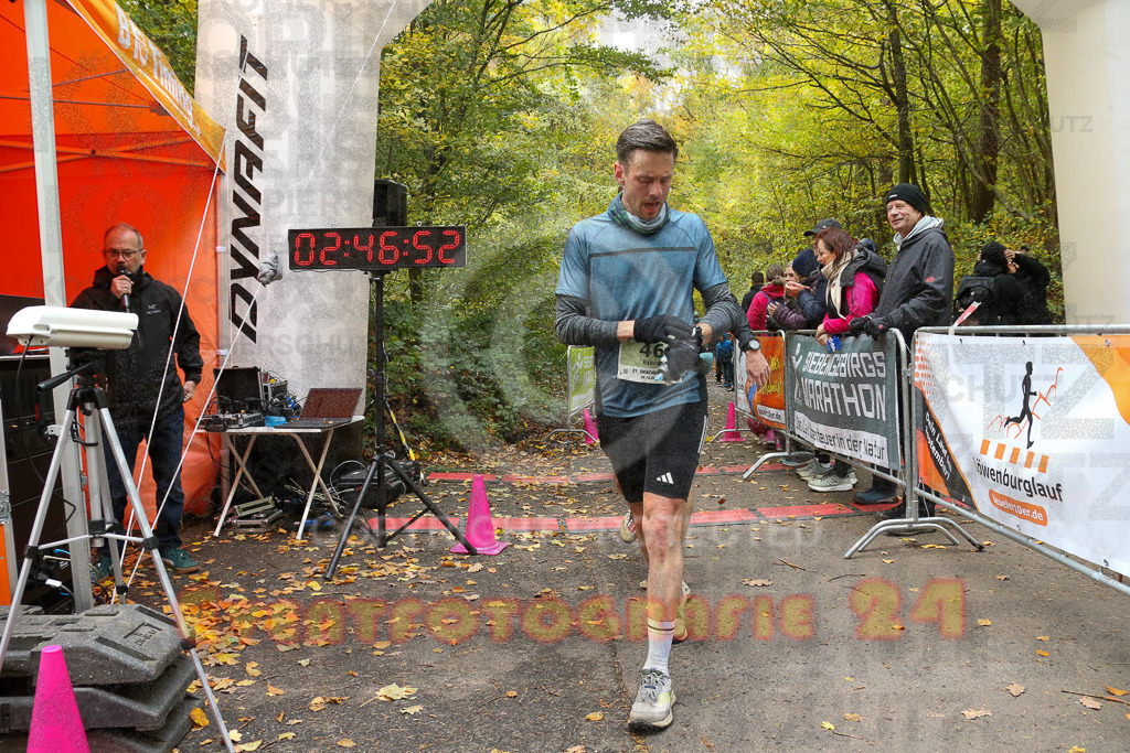 251026_1248_EX1_1446 | Sportfotografie im Rhein-Sieg Kreis, Köln, Bonn, NRW, Rheinland Pfalz, Hessen, etc. Unser Tätigkeitsfeld umfasst den Laufsport vom Volkslauf über den Marathon, Duathlon, Triathon bis zum Ultralauf wie Kölnpfad Ultra oder Schindertrail.