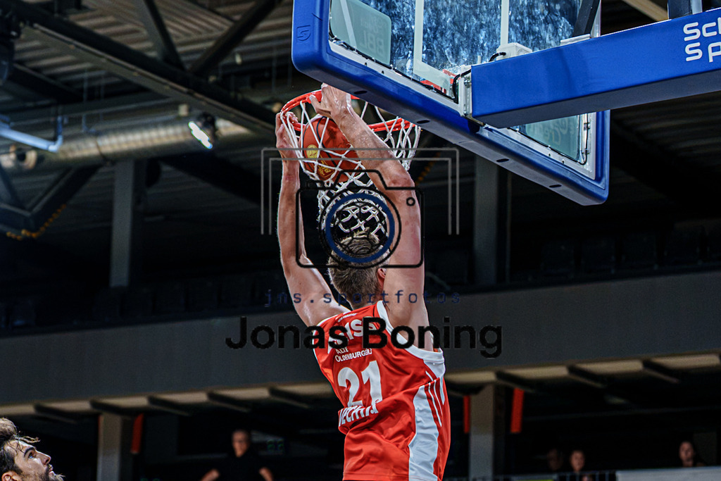 Basketball I Herren I Saison 2026-2027 I Testspiel I RASTA Vechta - EWE Baskets Oldenburg I 48879 | jns.sportfotos - Realisiert mit Pictrs.com