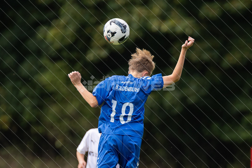 20250920_Picselweb-Fotografie_1R3_0199 | JFV D/A &amp; Stade - VfB Oldenburg0:1 VfB no70:2 VfB no70:3 VfB JFV Eigentor0:4 VfB no70:5 VfB no71:5 JFV no3 Jaric Jimenez-Voss2:5 JFV no9 Janko Sylvester3:5 JFV no16 Damian Elias Mihro Burekovic - Realisiert mit Pictrs.com
