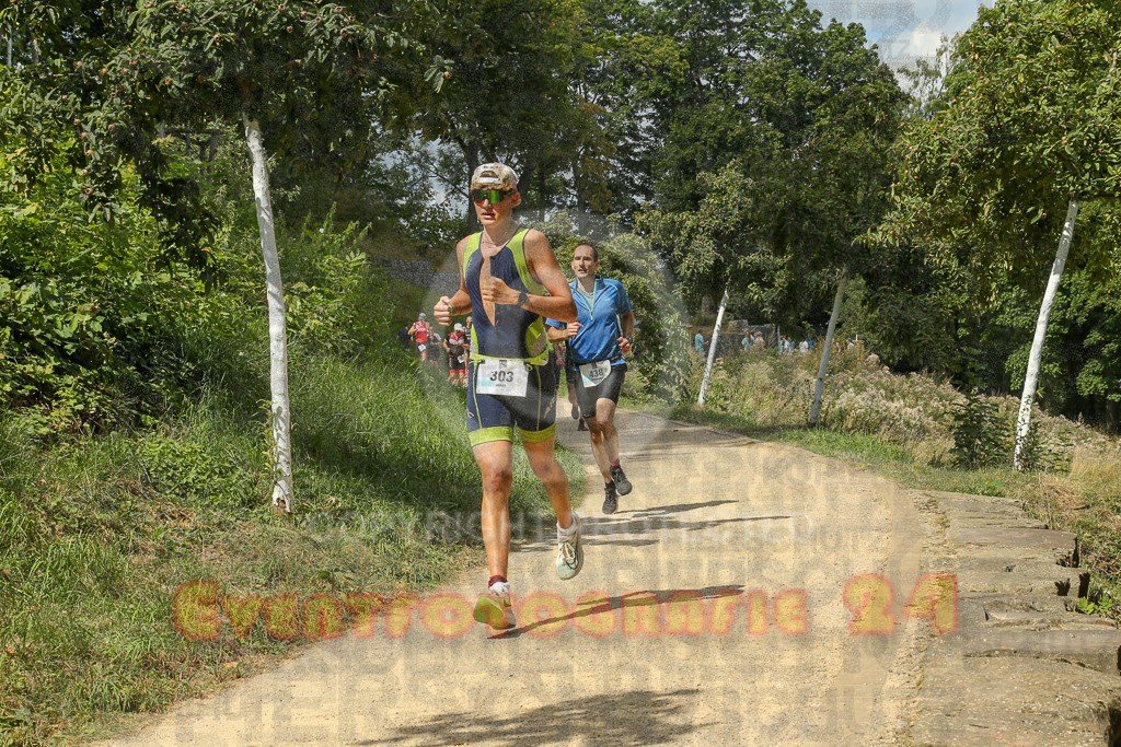250824_1339_EX1_3138 | Sportfotografie im Rhein-Sieg Kreis, Köln, Bonn, NRW, Rheinland Pfalz, Hessen, etc. Unser Tätigkeitsfeld umfasst den Laufsport vom Volkslauf über den Marathon, Duathlon, Triathon bis zum Ultralauf wie Kölnpfad Ultra oder Schindertrail.