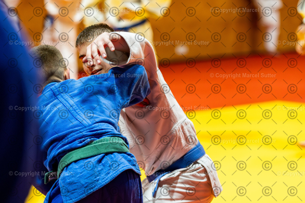 20250418-211749-_G2A7098-Verbessert-RR-MarcelSutter | Finde und bestelle deine Sport- und Eventfotos in höchster Qualität. Professionelle Aufnahmen von Wettkämpfen, Veranstaltungen und Outdoor-Events – schnell und einfach online bestellen. - Realisiert mit Pictrs.com