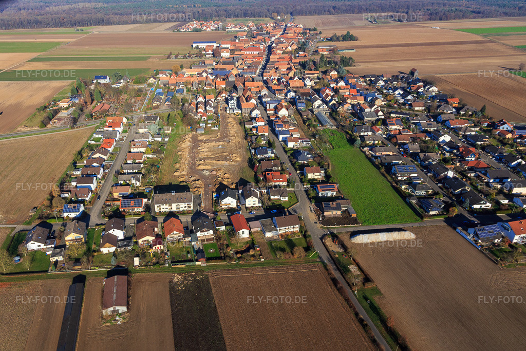 Luftbild: Neubaugebiet in der Ringstraße in Erschliessung im Ortsteil Hayna in Herxheim im Bundesland Rheinland-Pfalz in Deutschland. Foto: IMG_095890.jpg vom 03.12.2016 durch Werner Riehm/FLY-FOTO.de