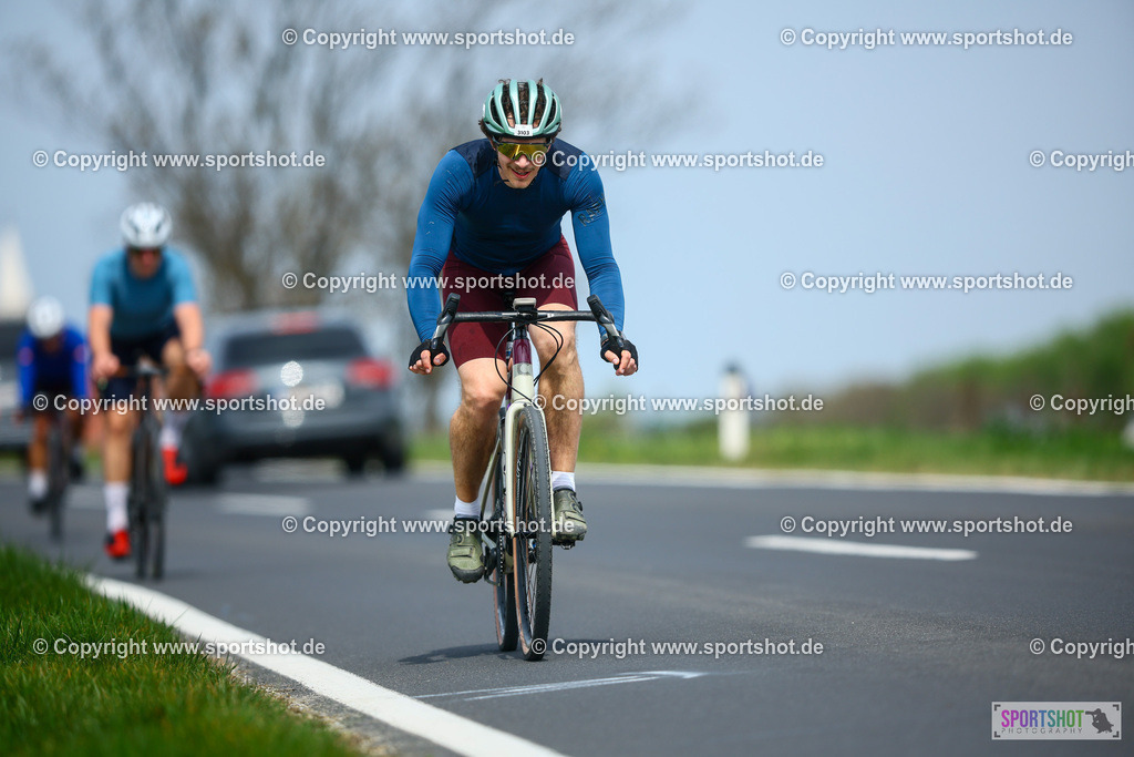 331_TRA56461 | Neusiedlersee Radmarathon 2026@sportshot_your_pictrs #yourpictures#roadtowm2029 #nrm #neusiedlerseeradmarathon #neusiedlersee #neusiedlerseetourismus #burgenland #mörbisch #nrm26 #burgenlandtourismus #voglundco #poweredbyburgenlandtourismus #radsport #rad #marathon #ucigranfondo #visitburgenland #ucigranfondoworldseries