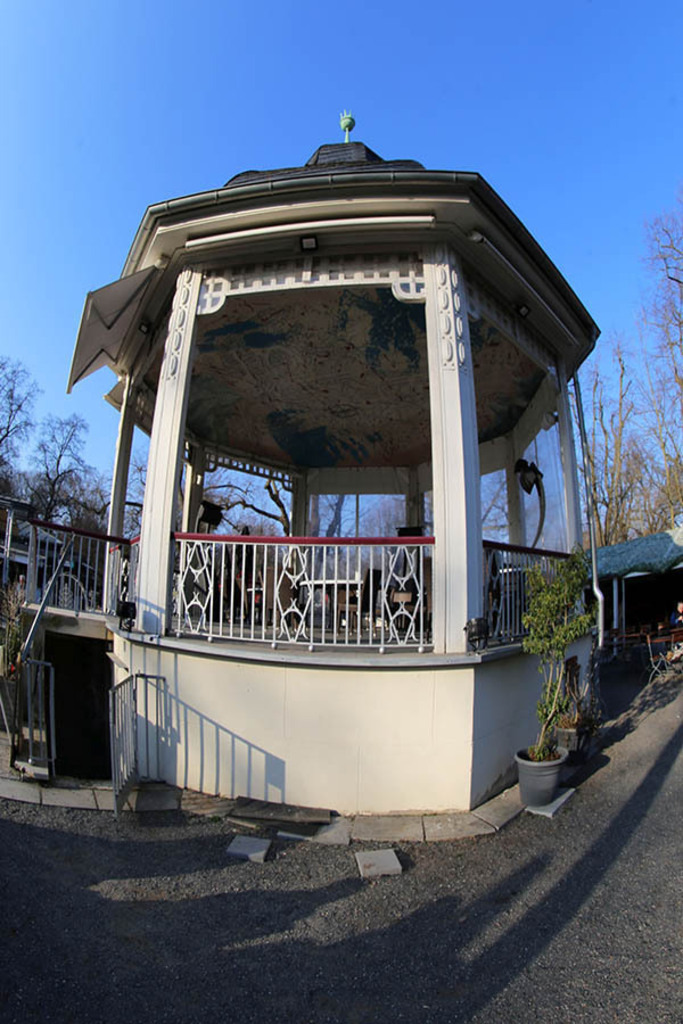 Foto: Leipzig - Musikpavillon | Das Team hinter BILDLEXIKON LEIPZIG bündelt historische wie aktuelle Informationen über die Stadt Leipzig in Text und Bild auf einer Plattform und stellt diese der interessierten Öffentlichkeit zur Verfügung.