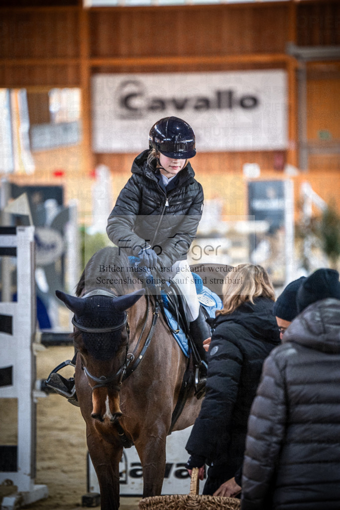 DOS_0035 | Entdecke hochwertige Reitturnierfotos von Foto Oger. Professionell, emotional und authentisch – jetzt Lieblingsmomente im Shop bestellen.Deutschlandweite Turnierfotografie. - Realisiert mit Pictrs.com