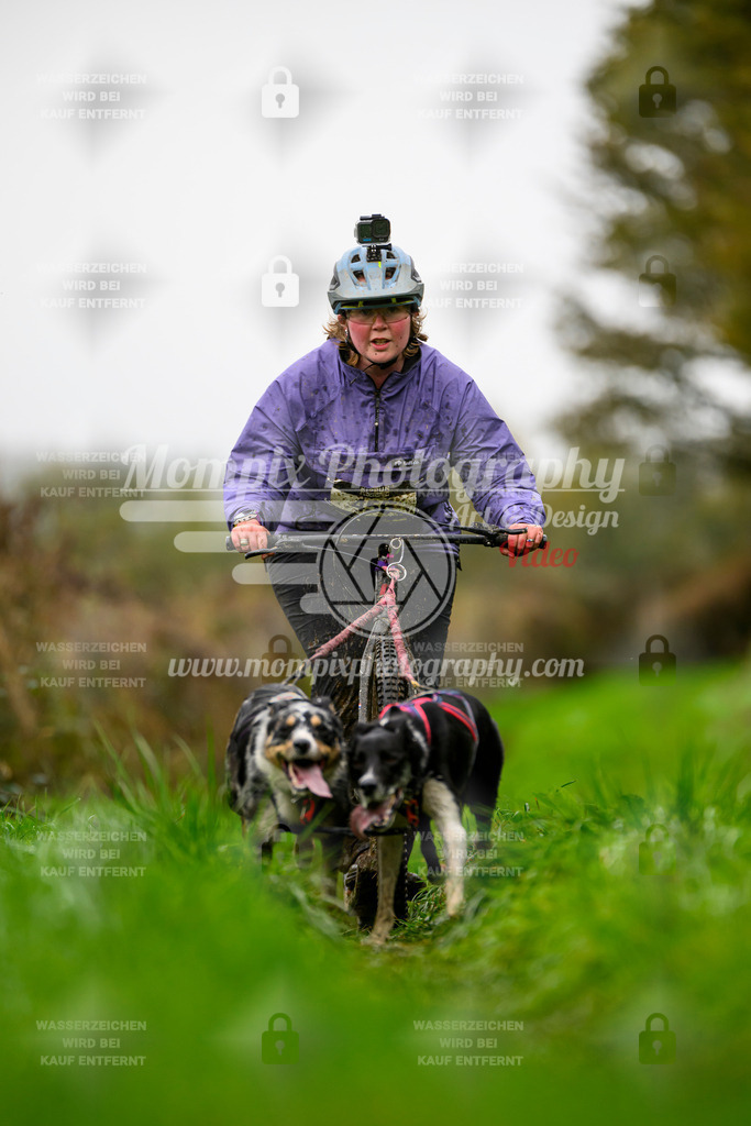 MompixPhotography_20TSB_E8_DS2-12 | PayLife