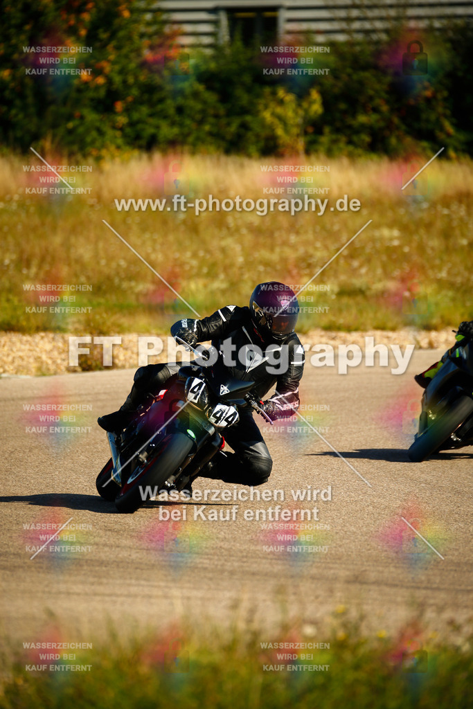 _MOT8536 | Hier findet Ihr Bilder von Touristenfahrten auf der Nürburgring Nordschleife oder von anderen Veranstaltungen die ich besucht habe. Viel Spass beim Durch Schauen 