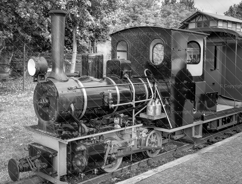 lok | Rolf Wittke  - Realisiert mit Pictrs.com