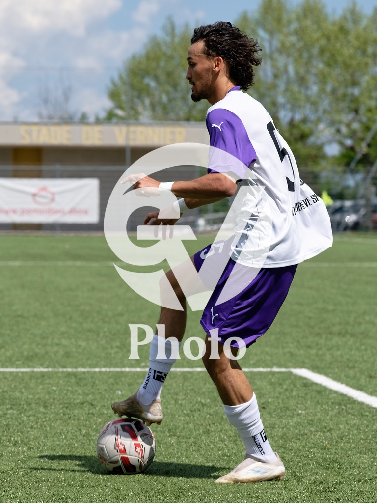 FC Vernier  v UGS FC  - 2eme ligue inter  | Geneva, Switzerland - April 19 : during the 2eme ligue inter  match between FC Vernier  and UGS FC  at Stade de Vernier on April 19 , 2026 in Geneva, Switzerland.