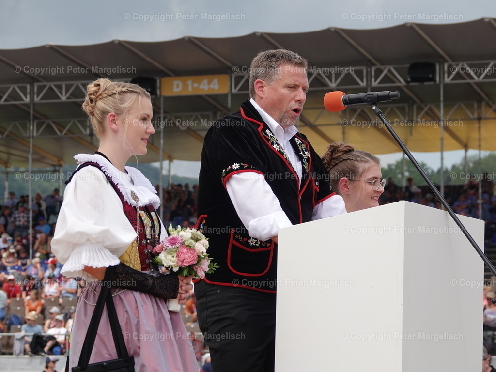 DSC05031 | Schwingen - Realisiert mit Pictrs.com