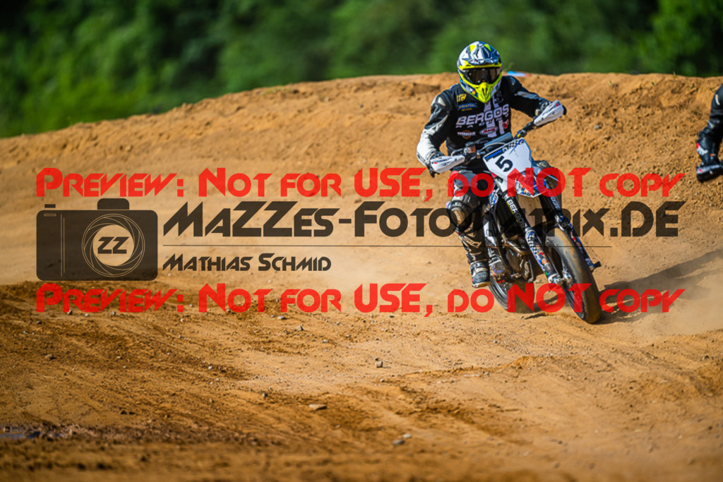 MaZZes_FotoMatrix_220528_5815 | Fotograf Mathias Schmid
Sportfotograf,
Eventfotograf,
Hochzeitsfotograf,
Portraitfotograf