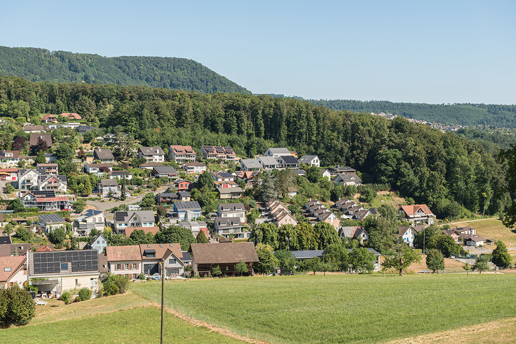 Wohnquartier | in Lupsingen, Baselland, Schweiz - Realisiert mit Pictrs.com