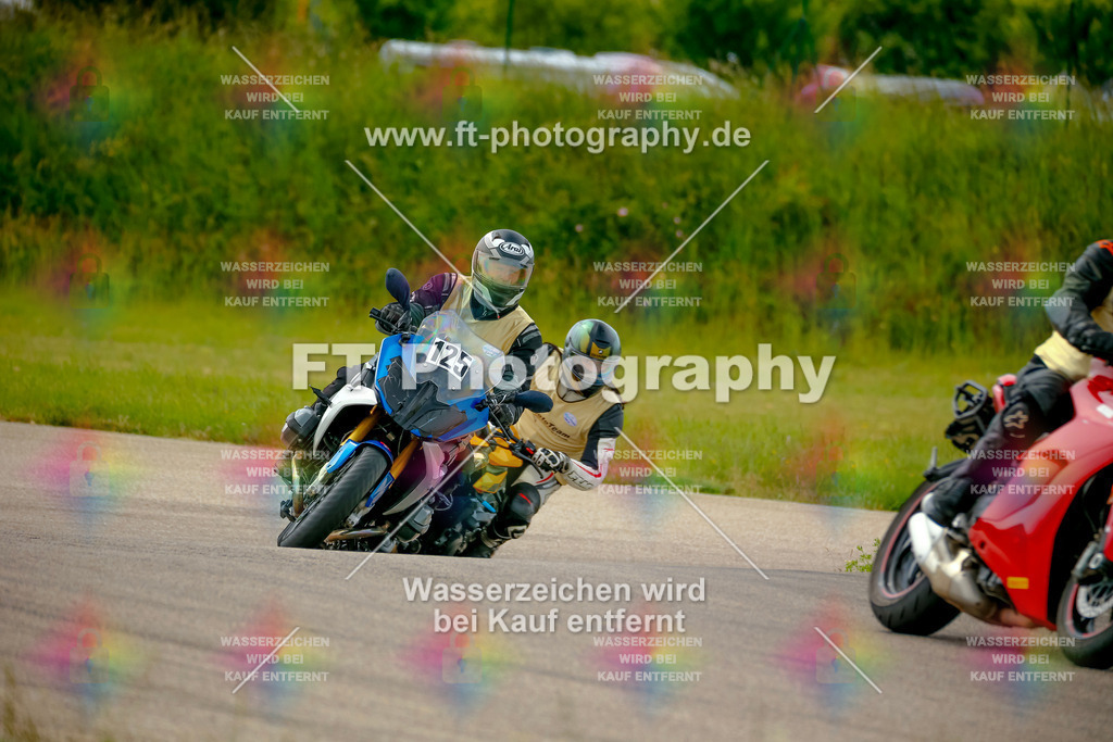 _MOT1384 | Hier findet Ihr Bilder von Touristenfahrten auf der Nürburgring Nordschleife oder von anderen Veranstaltungen die ich besucht habe. Viel Spass beim Durch Schauen 