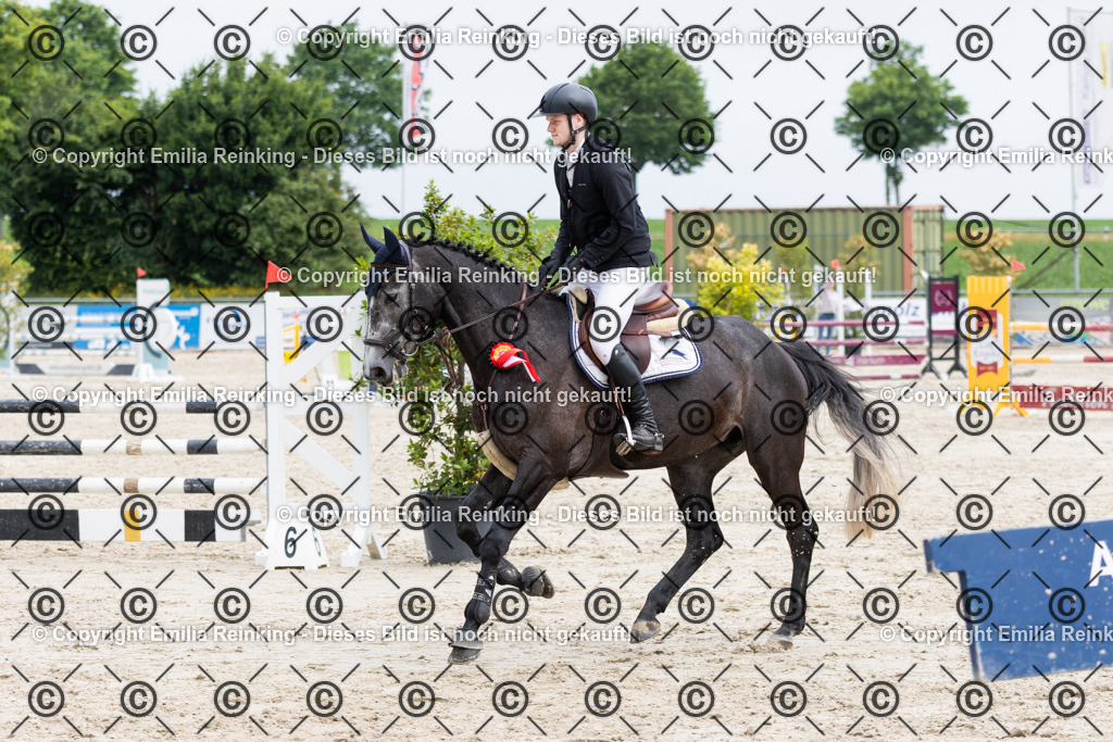 CL5A2147 | Emilia Reinking Fotografie - Realisiert mit Pictrs.com