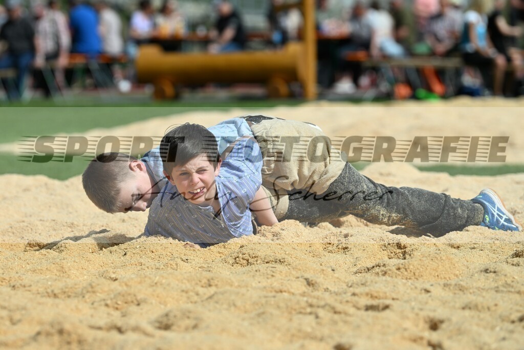 DSC_4411aaa | Kaufen Sie Sportbilder im Onlineshop von Andy Scherrer Sportfotografie. Faszinierende Bilder von Sportevents aus der ganzen Schweiz. Fussball, Frauenfussball, Unihockey, Handball, Schwingen und weiteren Sportarten. - Realisiert mit Pictrs.com