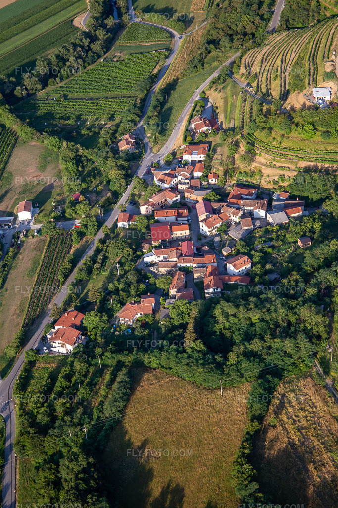 Aerial view: View of the town in the district Dolenje in Ajdovščina in the state Slovenia, Slovenia.Photo: IMG_137502.jpg taken on 07/14/2023 by Werner Riehm/FLY-FOTO.comResolution of the original: 3648 x 5472 px