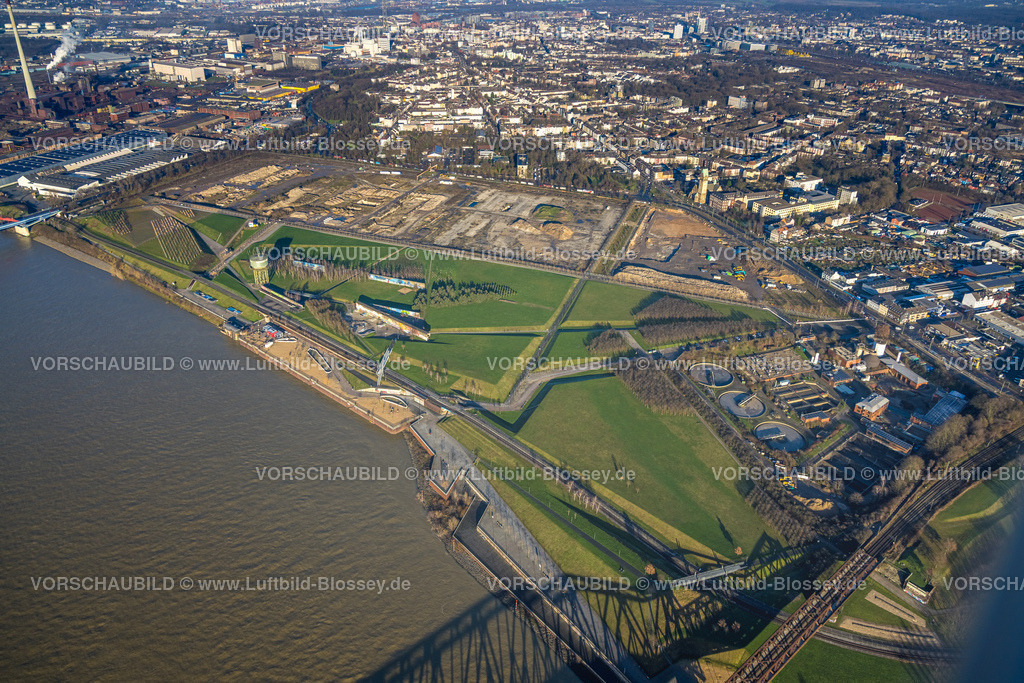 Duisburg241202120 | Luftbild, Rheinpark Duisburg am Fluss Rhein und geplante Wohnanlage RheinOrt Hochfeld, Koptisch-Orthodoxe Kirchengemeinde Hll. Kosman und Damian in St. Bonifatius, Helios Marien Klinik, Hochfeld, Duisburg, Ruhrgebiet, Nordrhein-Westfalen, Deutschland