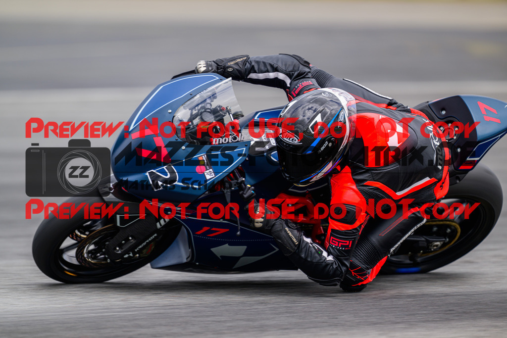 MaZZes_FotoMatrix_240615_8180 | WEISS