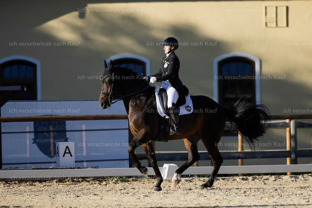 FHC2026_P09_48_19115 | Fichtenhof Classics 2026 – Grand Prix de Dressage - VOLTAIRE Design Preis, Reitanlage Fichtenhof, Sch ftlarn