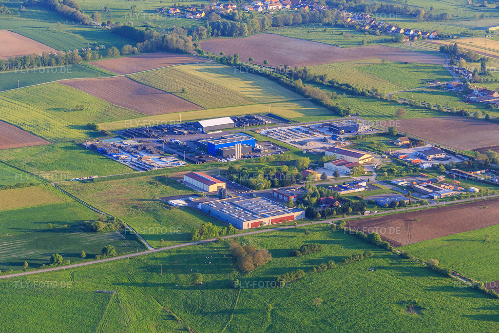 Luftbild: Industriegebiet Z.A. Sud mit Groupe BF, RIKUTEC SAS und KARCHER SAS in Drulingen im Bundesland Bas-Rhin in Frankreich. – Foto: IMG_145853.jpg vom 30.04.2025 durch Werner Riehm/FLY-FOTO.de – Auflösung des Originals: 5472 x 3648 px – GCF Group (Grands Chais de France) - Wines & Spirits – Frontpage - Rikutec France – Karcher Travaux Publics Alsace Bossue