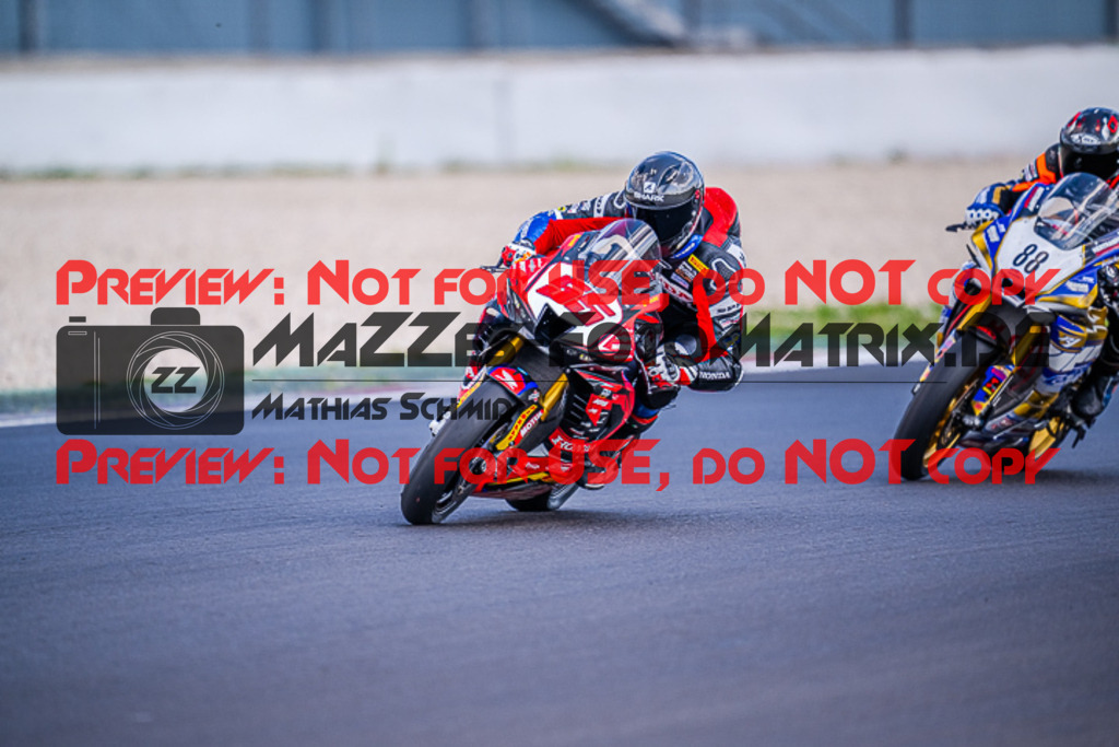 MaZZes_FotoMatrix_220507_99550 | Fotograf Mathias Schmid
Sportfotograf,
Eventfotograf,
Hochzeitsfotograf,
Portraitfotograf