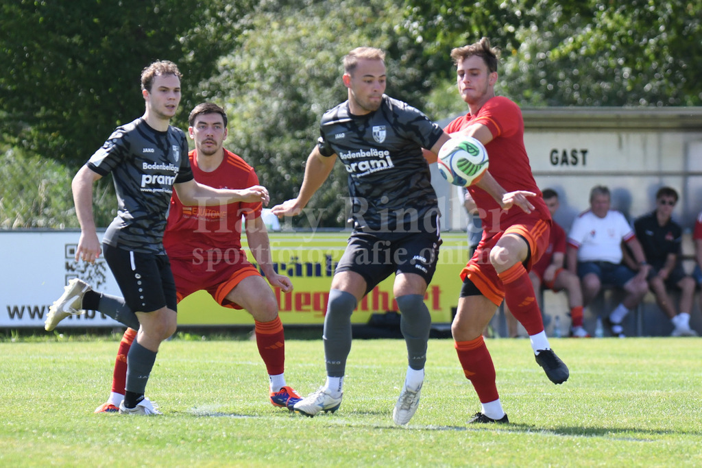Testspiel SV Neuhausen/Offenberg : FC Künzing | Tim Kammerl (SV Neuhausen)
 - Realisiert mit Pictrs.com