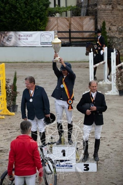 2B4A3329 | pixelfaenger - Realisiert mit Pictrs.com