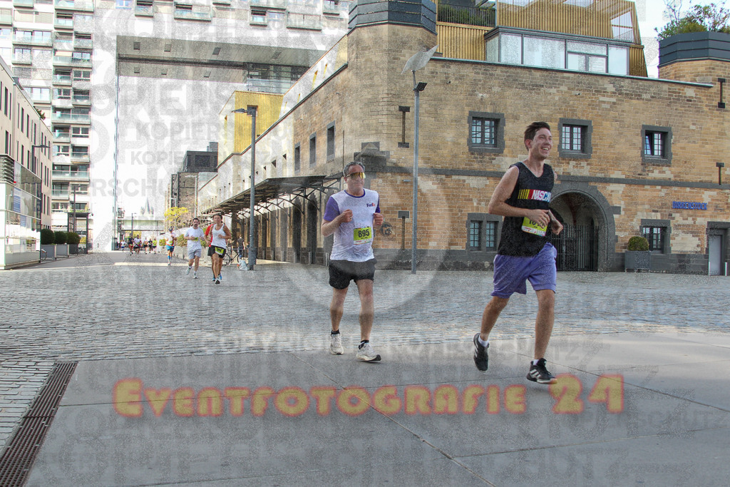 250920_1455_EV4_7590 | Sportfotografie im Rhein-Sieg Kreis, Köln, Bonn, NRW, Rheinland Pfalz, Hessen, etc. Unser Tätigkeitsfeld umfasst den Laufsport vom Volkslauf über den Marathon, Duathlon, Triathon bis zum Ultralauf wie Kölnpfad Ultra oder Schindertrail.