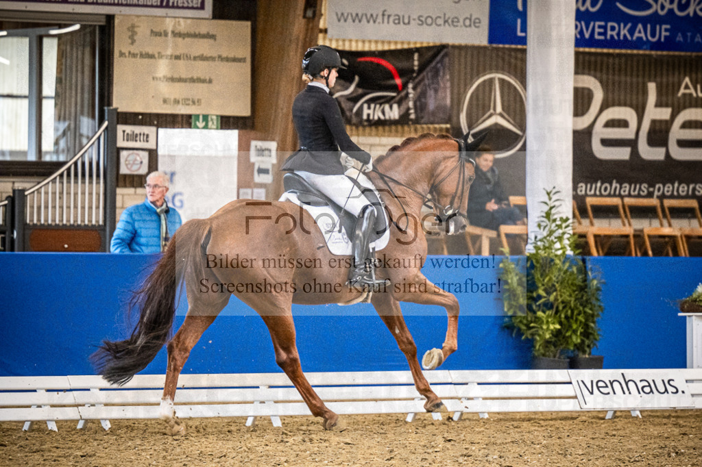 DOS_1036 | Entdecke hochwertige Reitturnierfotos von Foto Oger. Professionell, emotional und authentisch – jetzt Lieblingsmomente im Shop bestellen.Deutschlandweite Turnierfotografie. - Realisiert mit Pictrs.com
