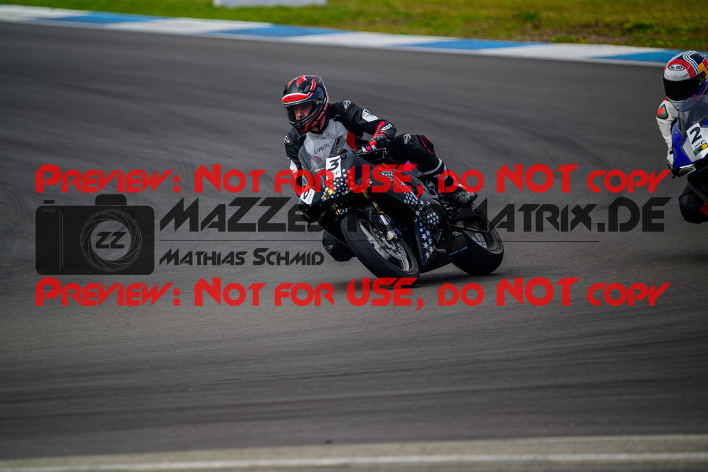 MaZZes_Fotomatrix_20250421_6007705_3133 | GELB