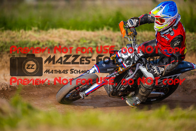 MaZZes_FotoMatrix_220618_9080 | UE40