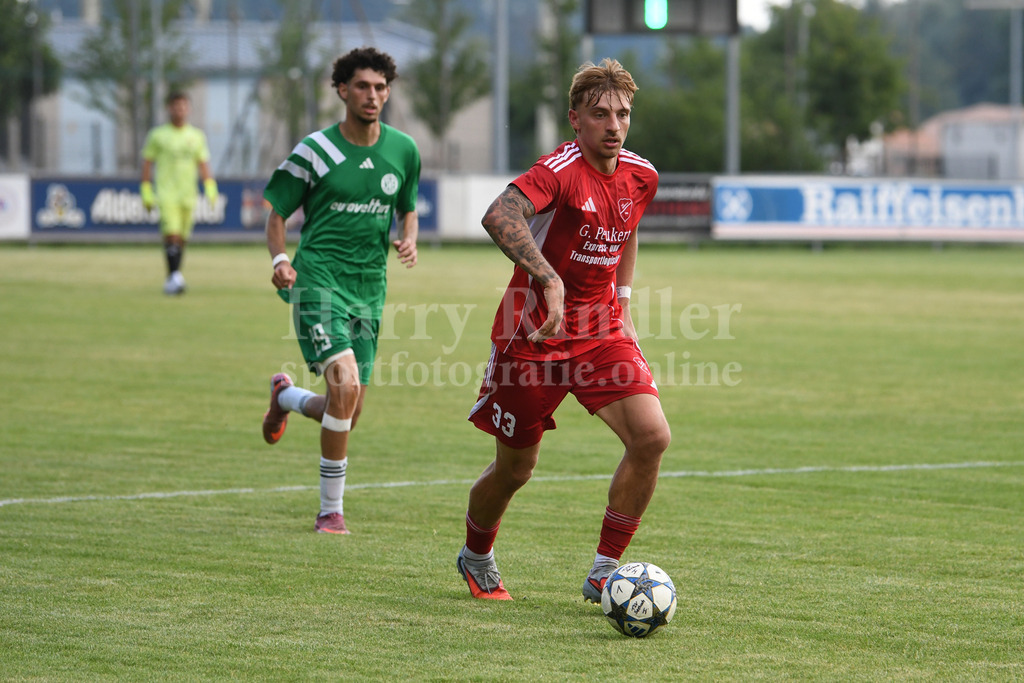 Totopokalspiel TSV Seebach : Fortuna Regensburg | Marius Weiderer  (TSV Seebach #33) - Realisiert mit Pictrs.com