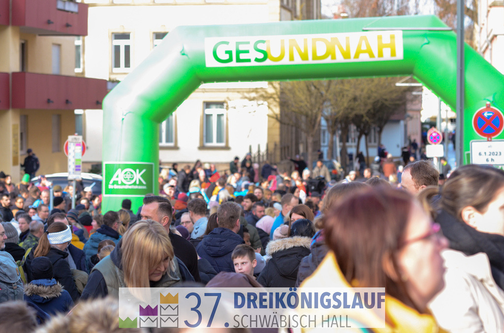 AOK JuniorCup 400m | 3Koenigslauf 2023 - Realisiert mit Pictrs.com