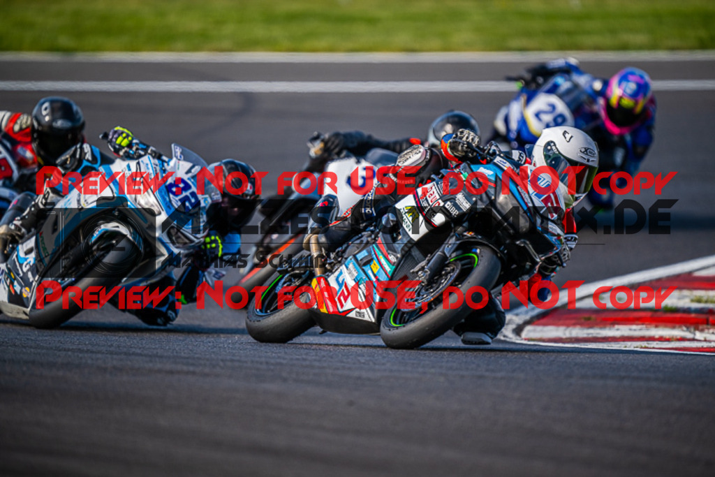 MaZZes_FotoMatrix_220507_99866 | Fotograf Mathias Schmid
Sportfotograf,
Eventfotograf,
Hochzeitsfotograf,
Portraitfotograf