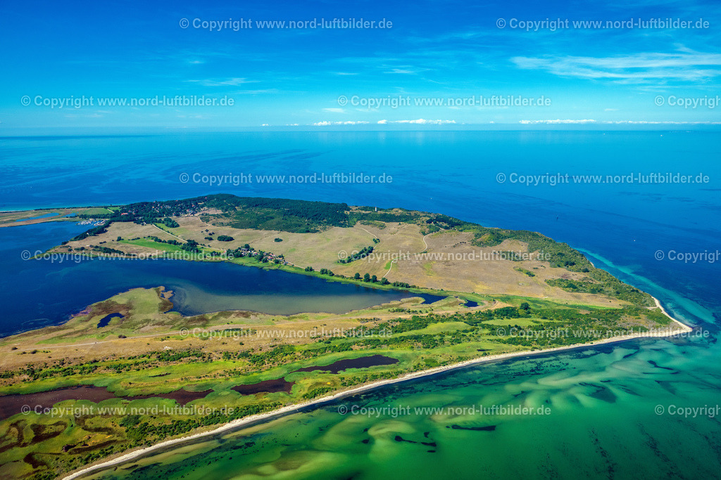 Hiddensee_ELS_8194100822 | INSEL HIDDENSEE 10.08.2022 Küstenbereich der Ostsee im Ortsteil Kloster in Insel Hiddensee im Bundesland Mecklenburg-Vorpommern. // Coastal area of the Baltic Sea - Island in the district Kloster in Insel Hiddensee in the state Mecklenburg - Western Pomerania. Foto: Martin Elsen