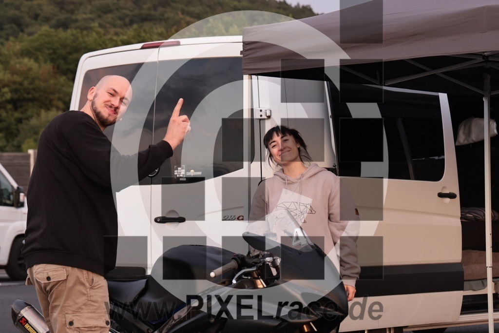 social-20250822_00021 | Schöne Erinnerungen an spannende Momente - das festzuhalten ist unser Job. PIXELrace.de ist seit 2003 auf den Rennstrecken Europas unterwegs um die Action draußen beim Fahren und die wunderbare Stimmung imm Fahrerlager für euch einzufangen.