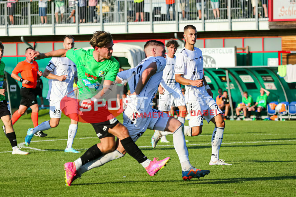 ASK Klagenfurt - SC Weiz 2:3, Kärntner Liga 3. Runde | Kyrylo Romaniuk (ASK Klagenfurt #13) ASK Klagenfurt - SC Weiz 2:3 am 13.08.2023 in Klagenfurt
(ASK Sportzentrum Fischl), Austria, (Photo by Ernst Krawagner sport-fan.at) - Realisiert mit Pictrs.com