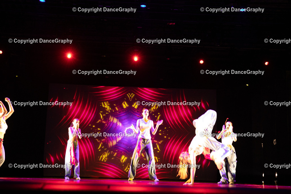 GPHY4318 | DanceGraphy - Realisiert mit Pictrs.com